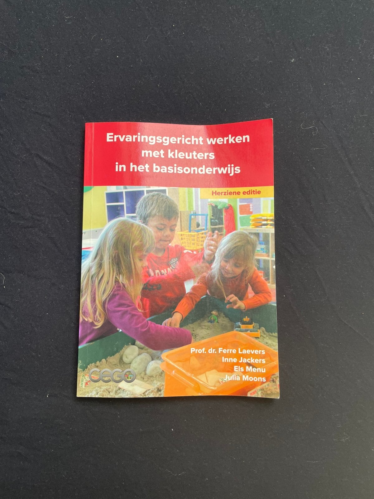 Ervaringsgericht werken met kleuters in het basisonderwijs, Enlèvement, Néerlandais