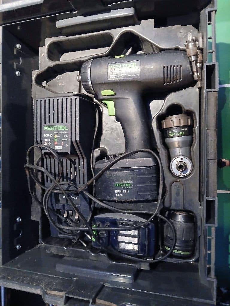 Festool : haakse accu schroefboormachine, Doe-het-zelf en Bouw, Gebruikt, Variabele snelheid, Ophalen of Verzenden, Boor- en Schroefmachine