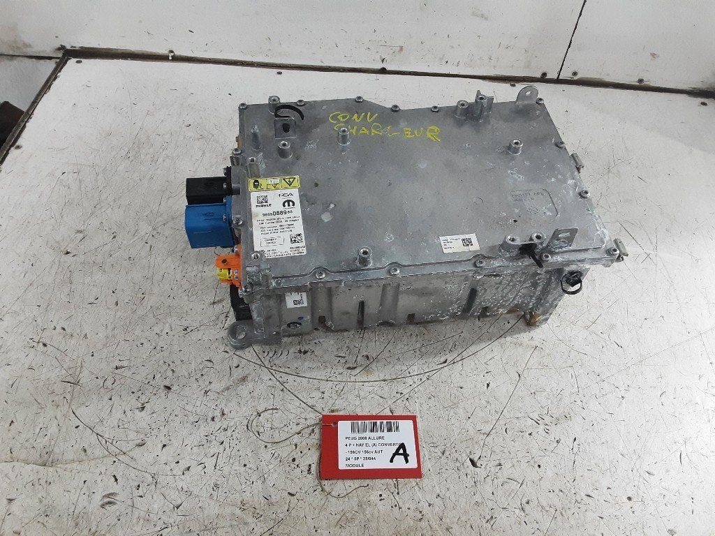 UNITE ELECTRONIQUE Peugeot 2008 (UD / UK / UR / US / UX), Mevr. I. Hauben, Utilisé, Rue de l'Espoir 34 34
4030  GRIVEGNÉE, BE