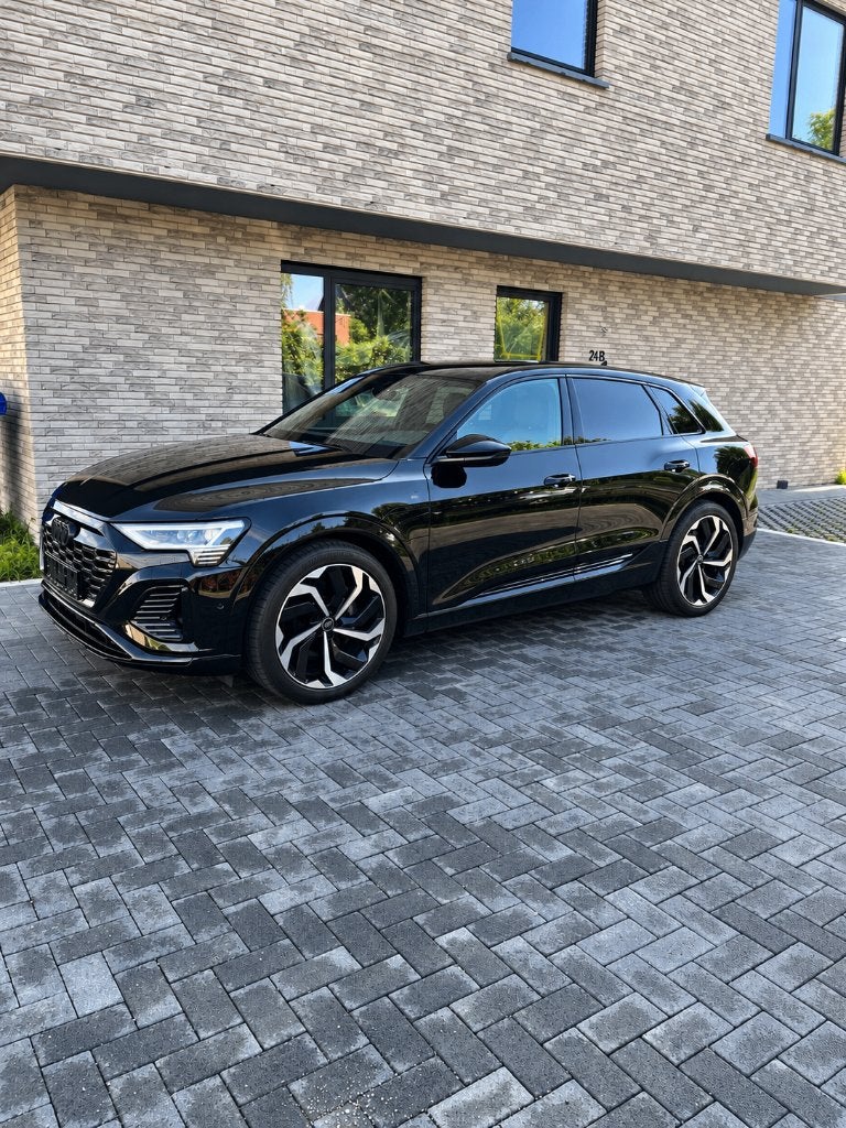 Audi Q8 Etron 2x S Line/ Pano/ Btw aftrekbaar (NIEUW MODEL), Autos, Cuir et Alcantara, Euro 6, 5 portes, Automatique