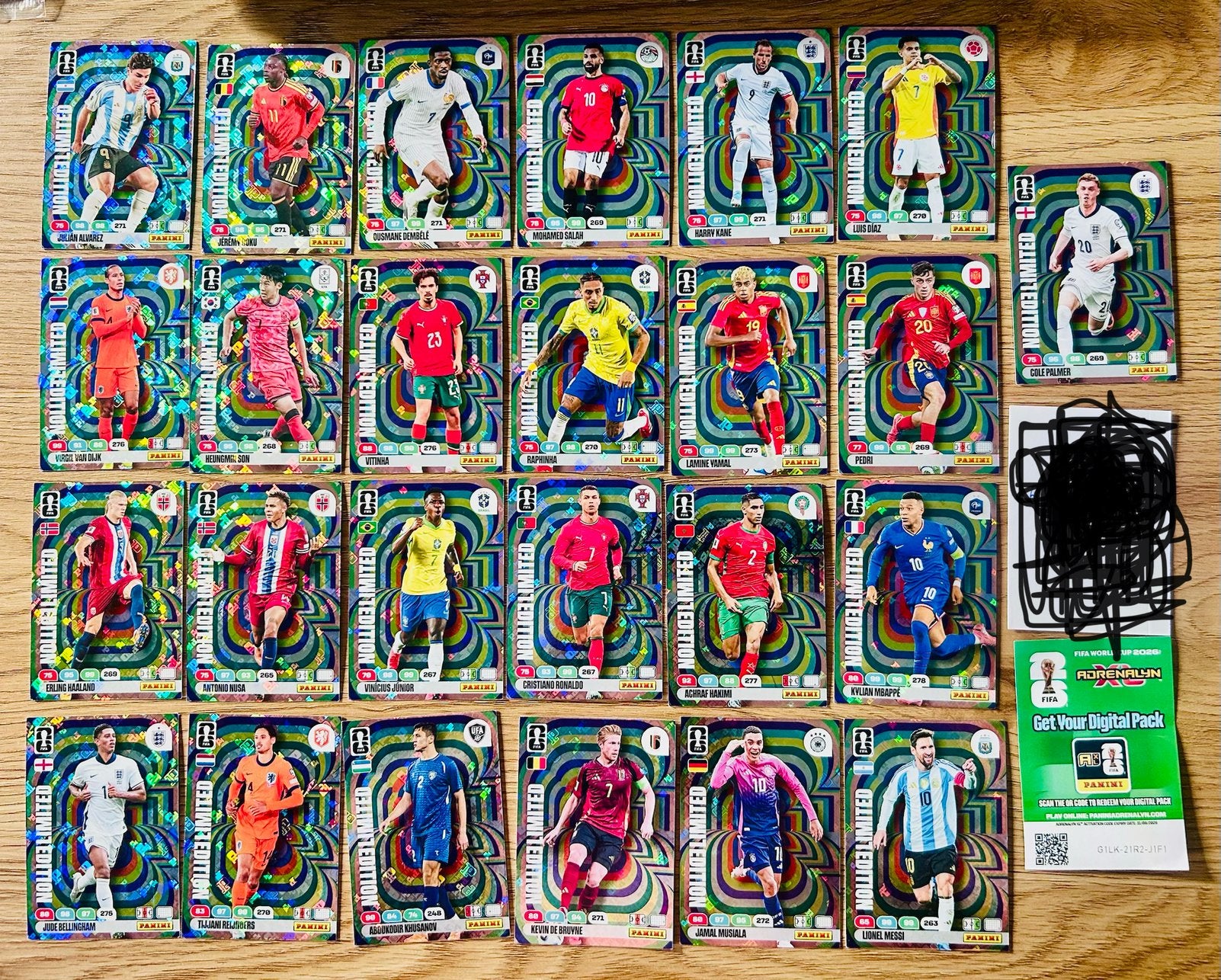 Panini Fifa worldcup 2026 Limited edition 25 holo kaarten, Ophalen of Verzenden, Nieuw, Meerdere plaatjes