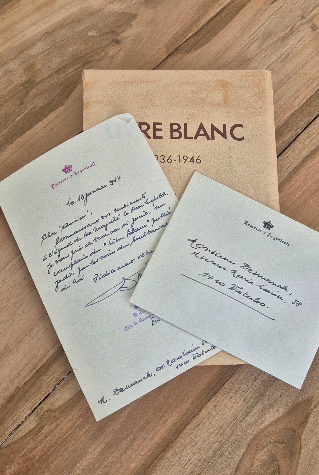 Livre Blanc 1936-1946 + brief van Adjudant van Leopold III, Verzamelen, Koningshuis en Royalty, Gebruikt, Tijdschrift of Boek