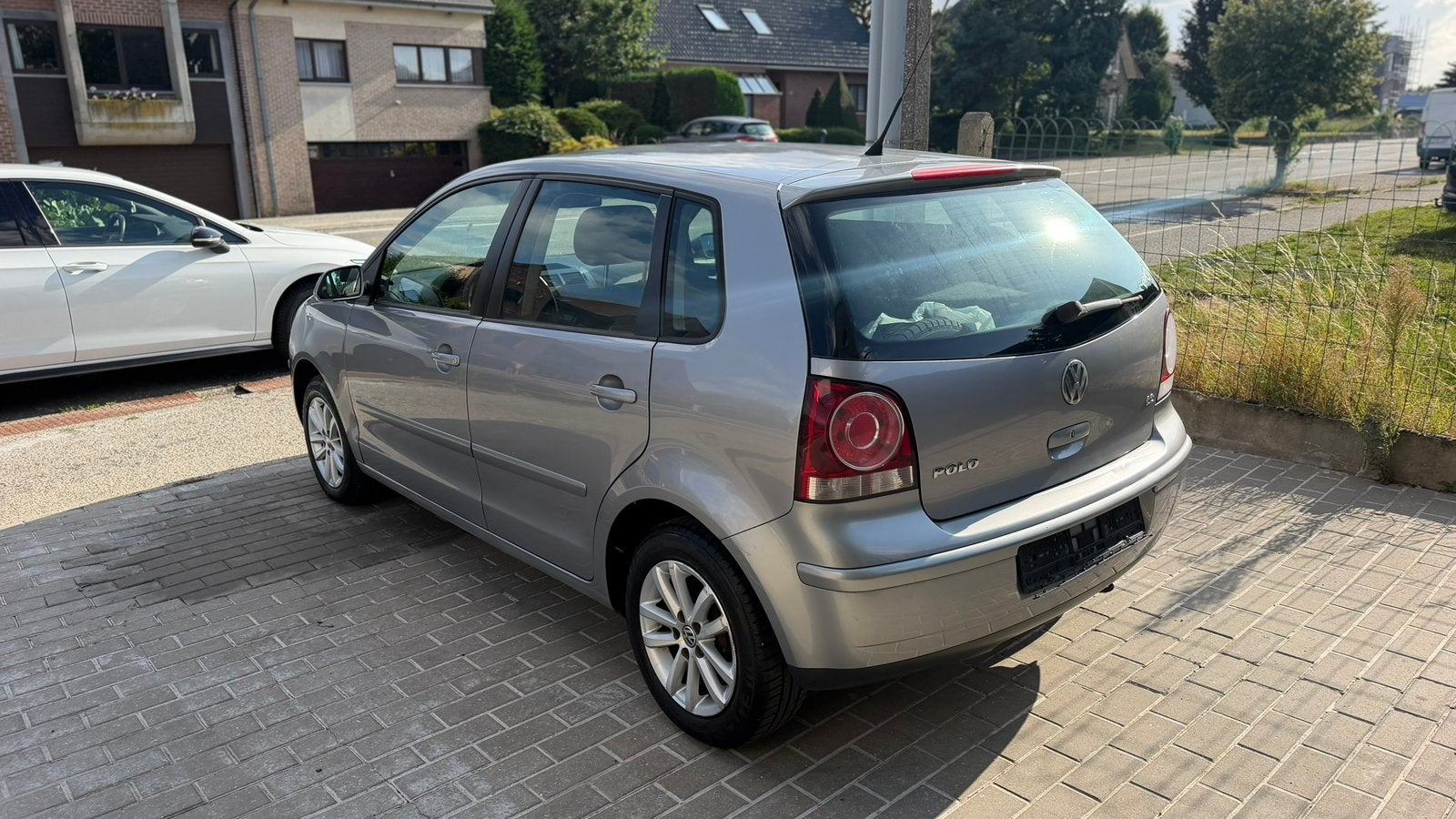 POLO 9N3 1.2 ESS ETAT PARFAIT 134000KM CARNET FULL ENTRETIEN, Autos, Achat, Entreprise, Boîte manuelle, Entretenue par le concessionnaire