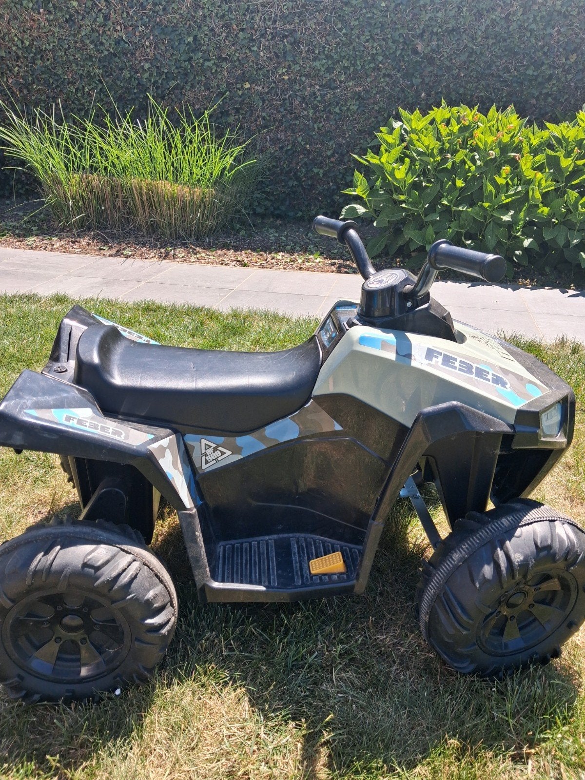 Quad Feber, Fietsen en Brommers, Ophalen
