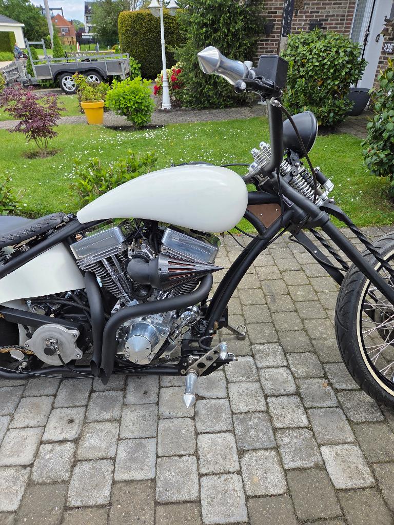 Uniek mooie harly 1800 cc.zie foto's, Motoren, Motoren | Harley-Davidson, 2 cilinders, Nieuw, Particulier, Meer dan 35 kW