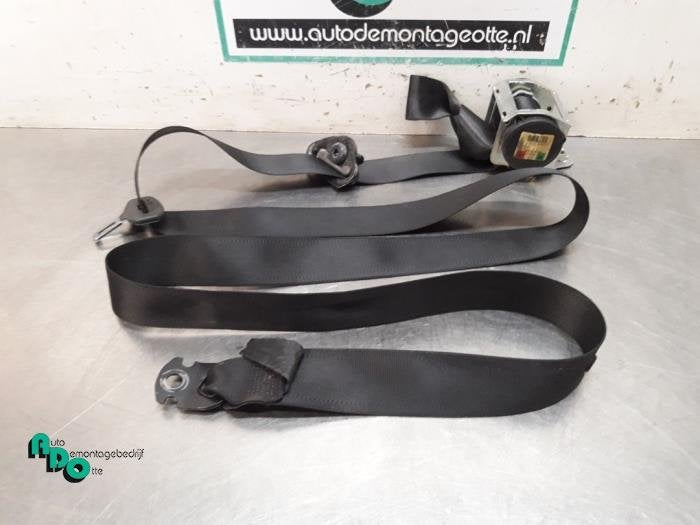 Ceinture de sécurité arrière droite d'un Opel Corsa (Cors, -, Opel, 3 mois de garantie, Utilisé