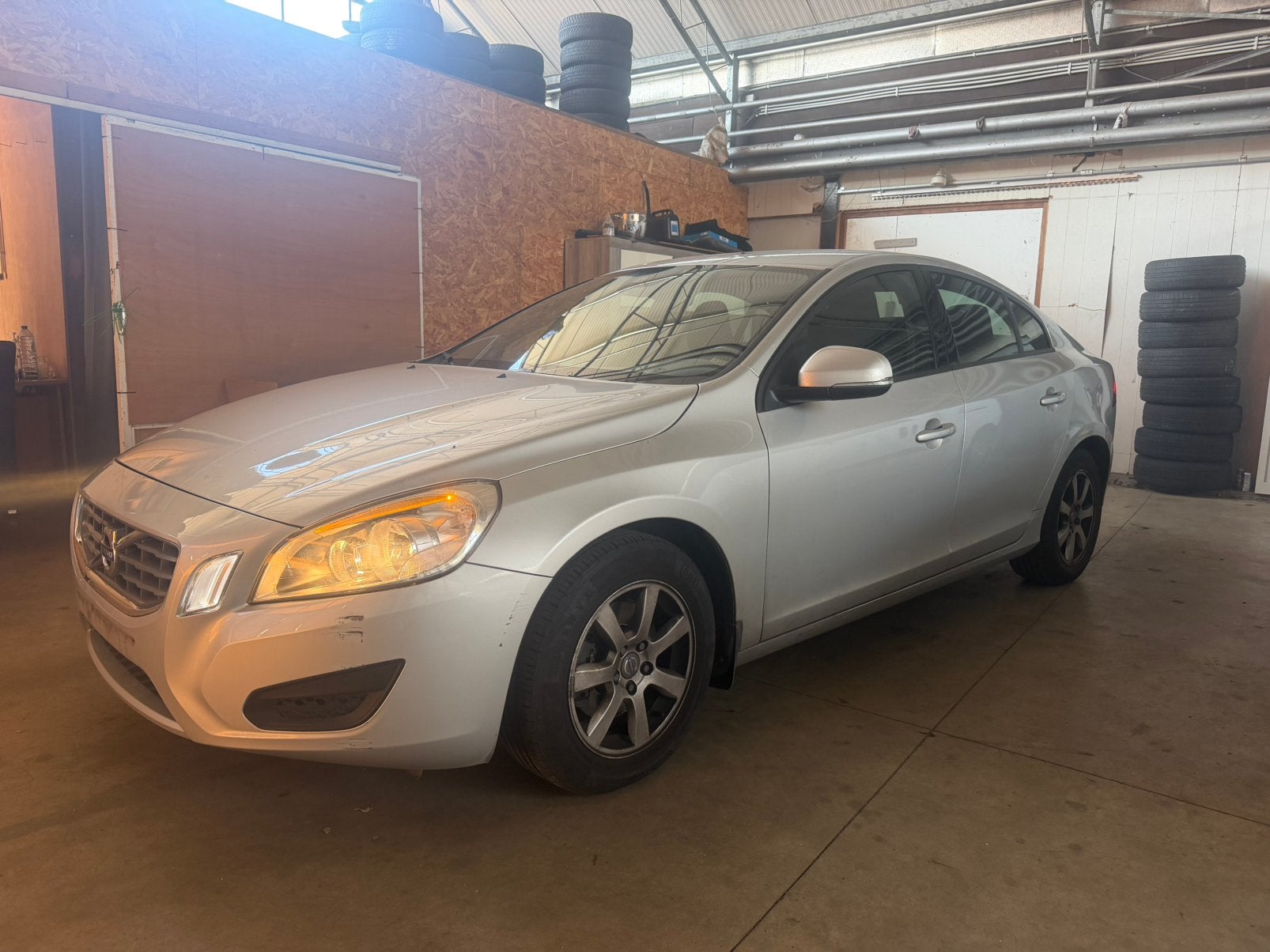 Volvo S60 T3 1.6 Benzine – Bouwjaar 2012, Auto's, Euro 5, S60, Bedrijf, Handgeschakeld