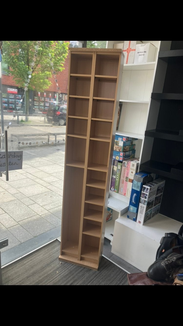 Cd dvd kast, Huis en Inrichting, Woonaccessoires | Cd- en Dvd-rekken, Ophalen, Zo goed als nieuw