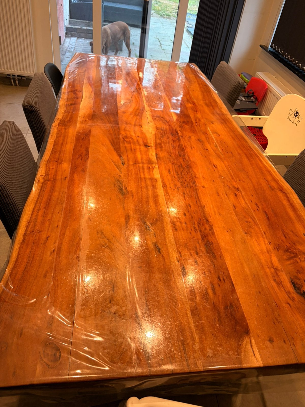 Massief houten eettafel – natuurlijke boomstamlook, Enlèvement, Comme neuf
