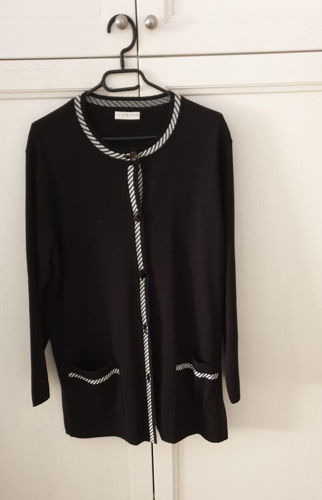 1 GILET  – 3/4 – Maat Large, Kleding | Dames, Truien en Vesten, Ophalen of Verzenden, Zo goed als nieuw, Maat 42/44 (L), Zwart