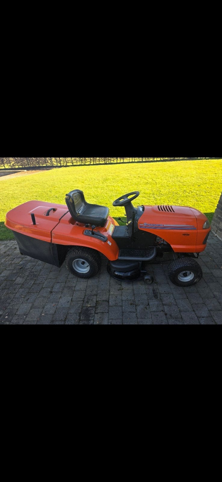 Av tracteur tondeuse Husqvarna ct135 en bon etat, Jardin & Terrasse, Tondeuses autoportées, Enlèvement