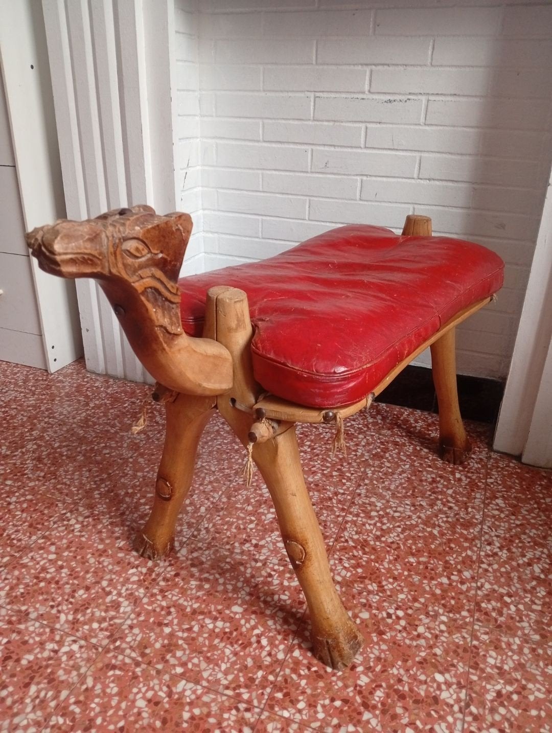 Camel zadelkruk, Antiek en Kunst, Antiek | Meubels | Stoelen en Sofa's