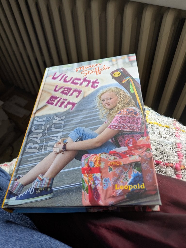 Vlucht van Elin, Ophalen of Verzenden, Zo goed als nieuw, Fictie