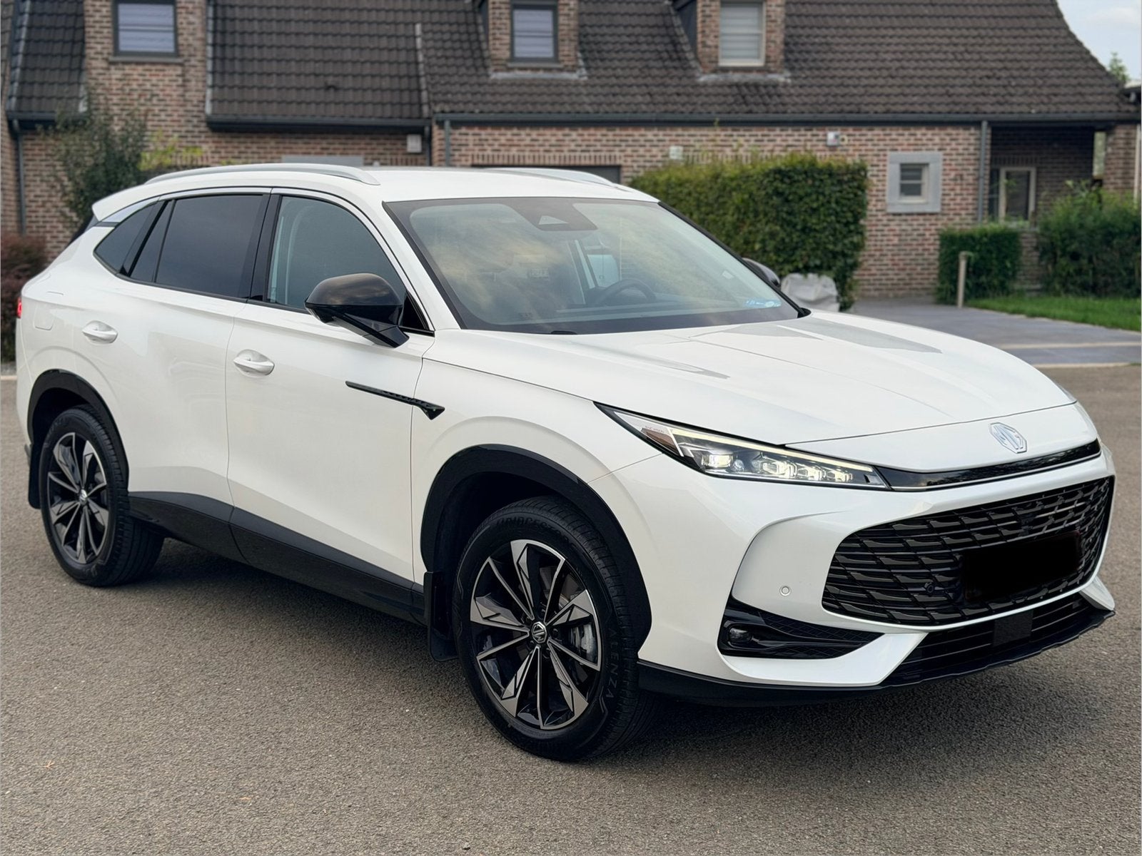 HS HYBRIDE +LUXURY 2026, Auto's, MG, 4 cilinders, Wit, Leder, 5 zetels