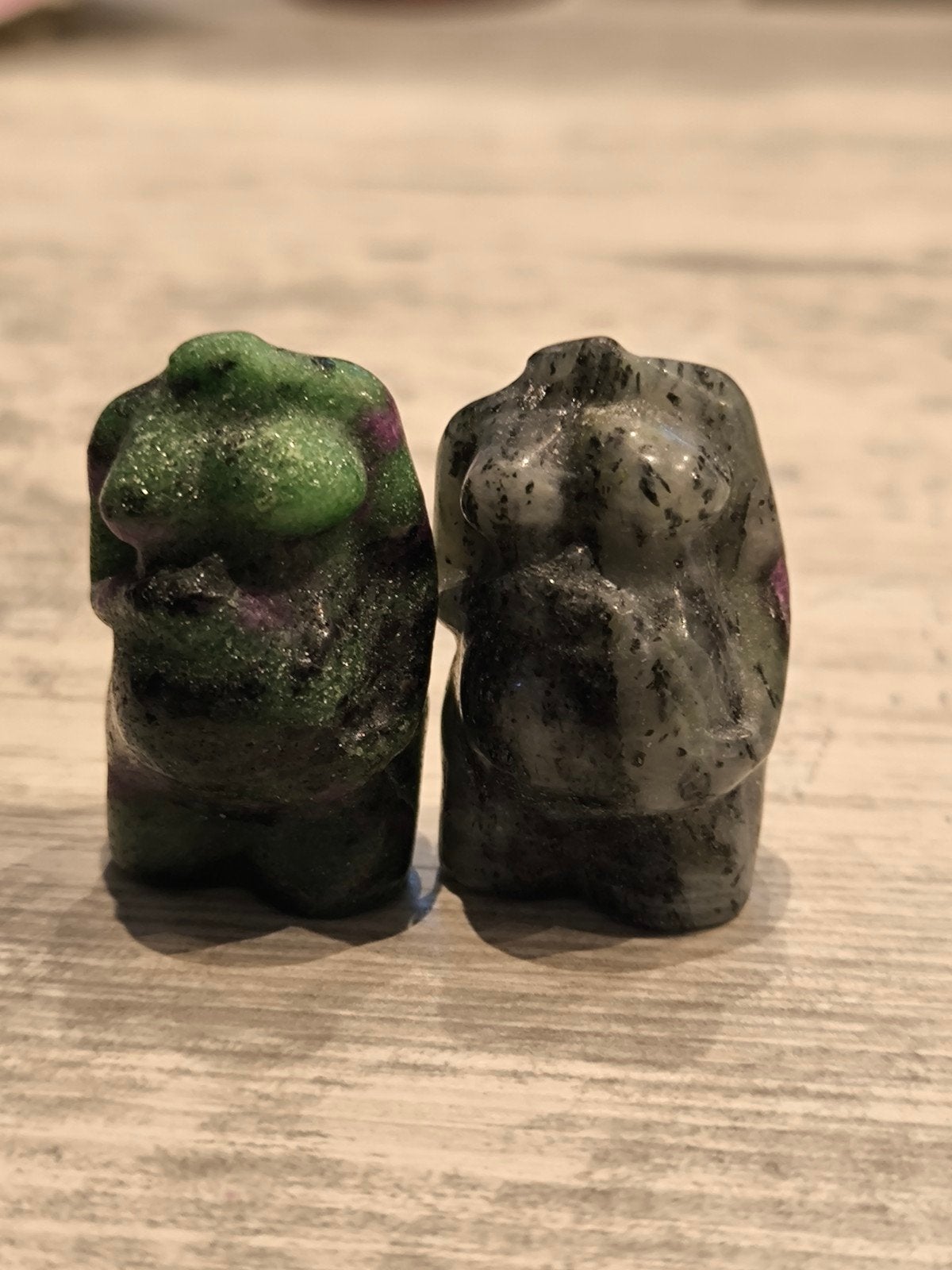 2 mooie edelstenen body's, Tuin en Terras, Ophalen of Verzenden