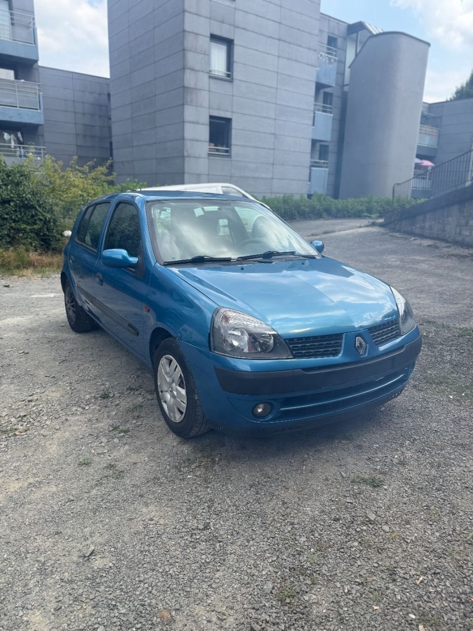 Renault Clio LEZ jusqu'au minimum 31/12/2029 (bj 2004), Blauw, Bedrijf, Handgeschakeld, Metaalkleur