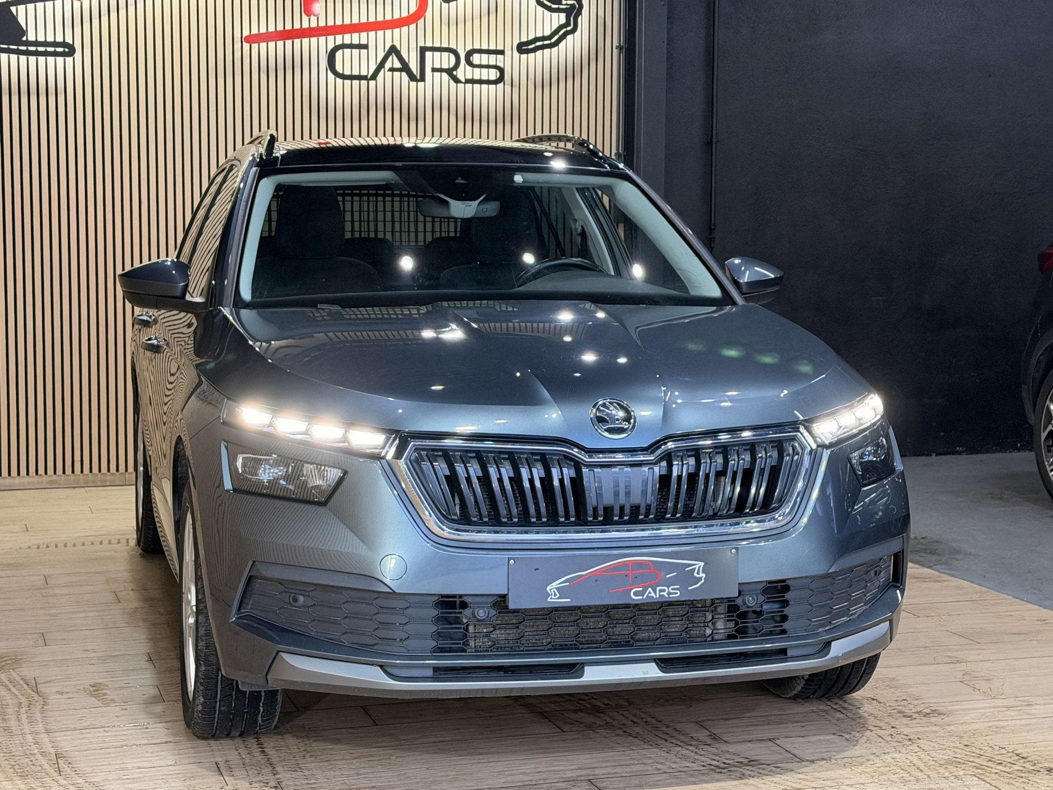 Skoda Kamiq 1.5 TSI Style DSG * GARANTIE 12 MOIS * 1ER PROP, https://public.car-pass.be/vhr/0dce95d7-eb4a-41e1-8f89-42d2d6910587