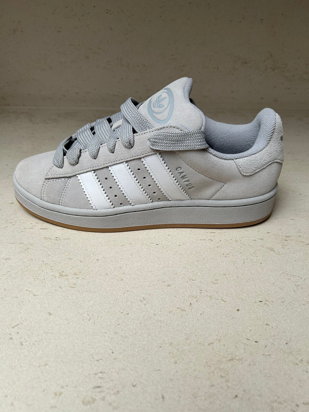 Baskets Adidas, Enlèvement ou Envoi, Autres couleurs, Comme neuf, Baskets