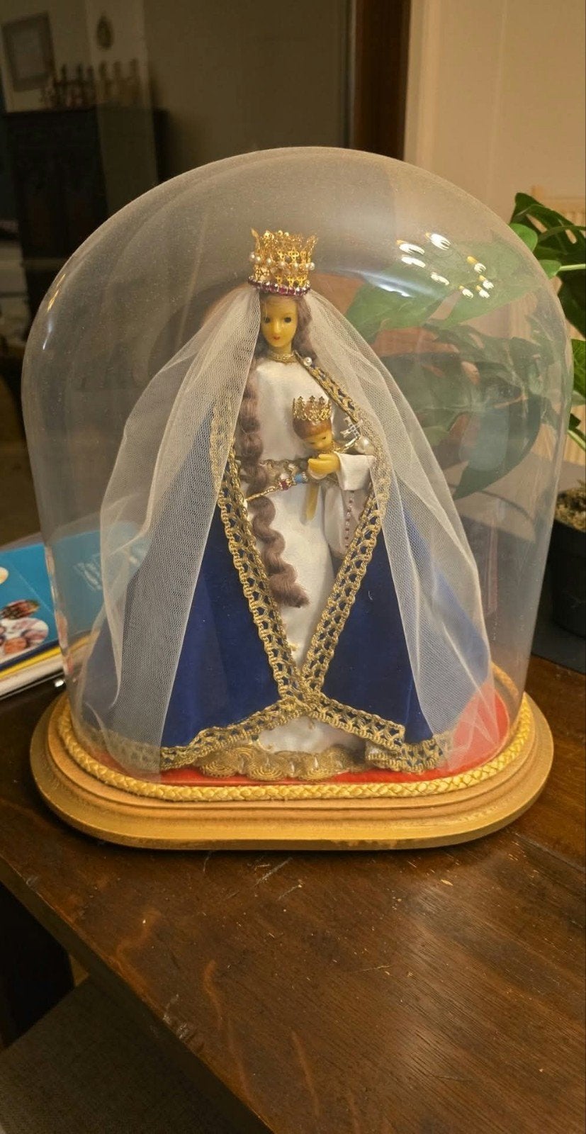 glazen stolp, Ophalen