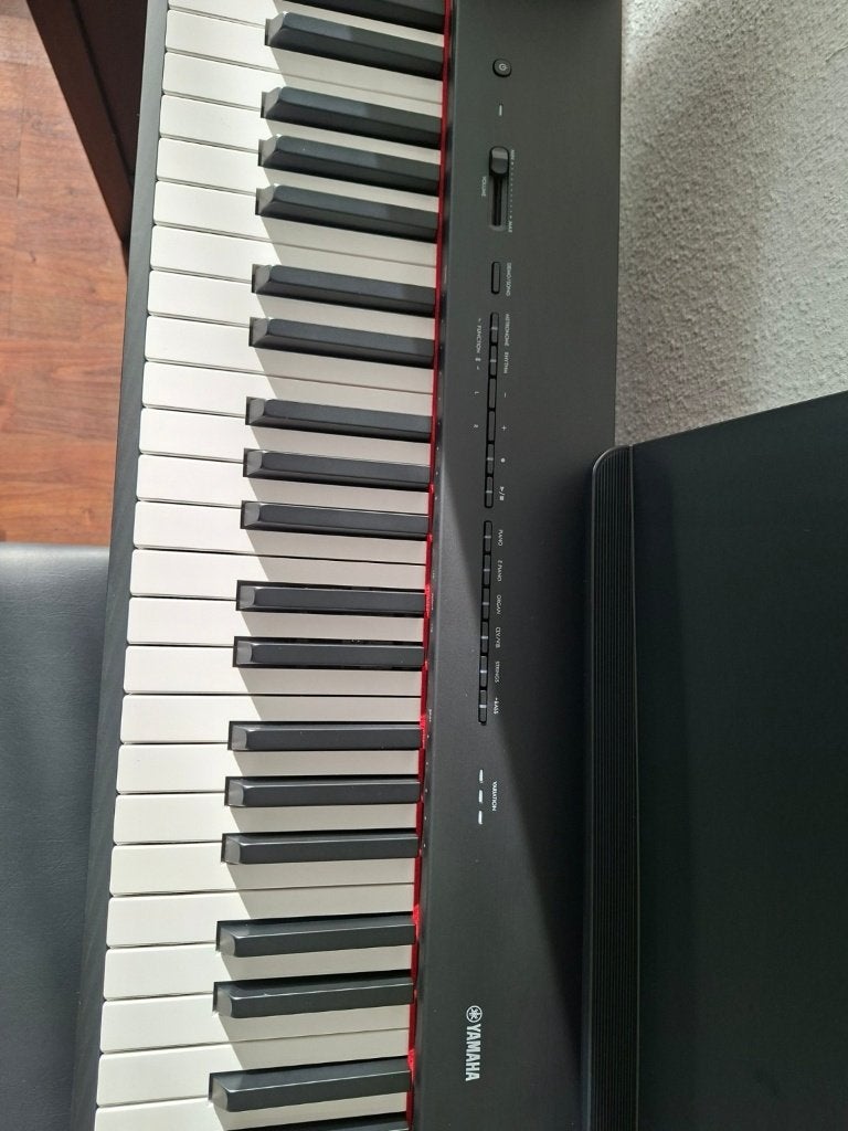 Yamaha P-225B Digitale Piano + Standaard, 88 touches, Sensitif, Yamaha, Comme neuf