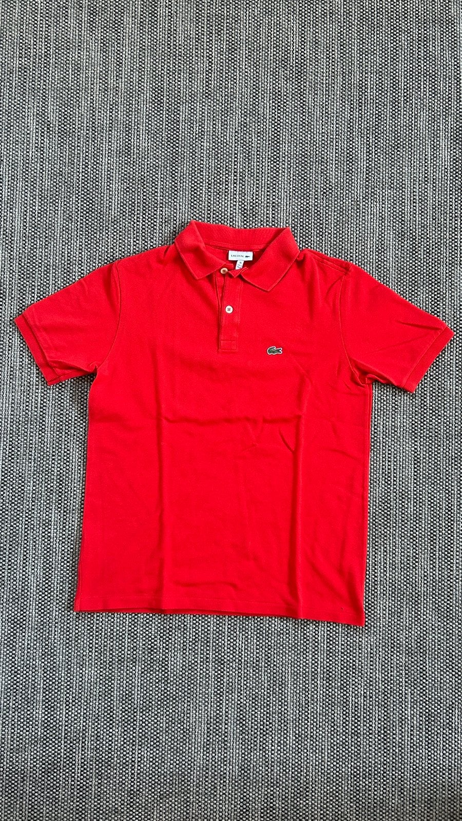 Polo Lacoste en superbe état, Kleding | Heren, Ophalen of Verzenden, Nieuw, Maat 46 (S) of kleiner, Rood