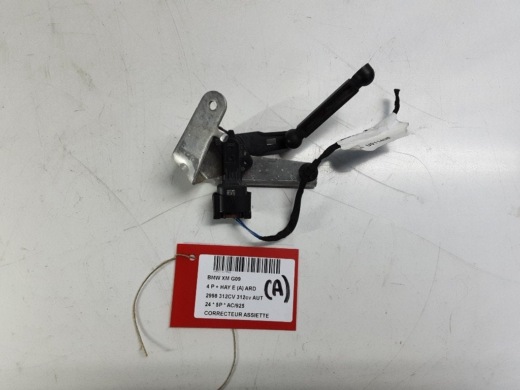 DIVERS CORRECTEUR ASSIETTE BMW XM (09) (689546702), Mevr. I. Hauben, Utilisé, BMW, Rue de l'Espoir 34 34
4030  GRIVEGNÉE, BE