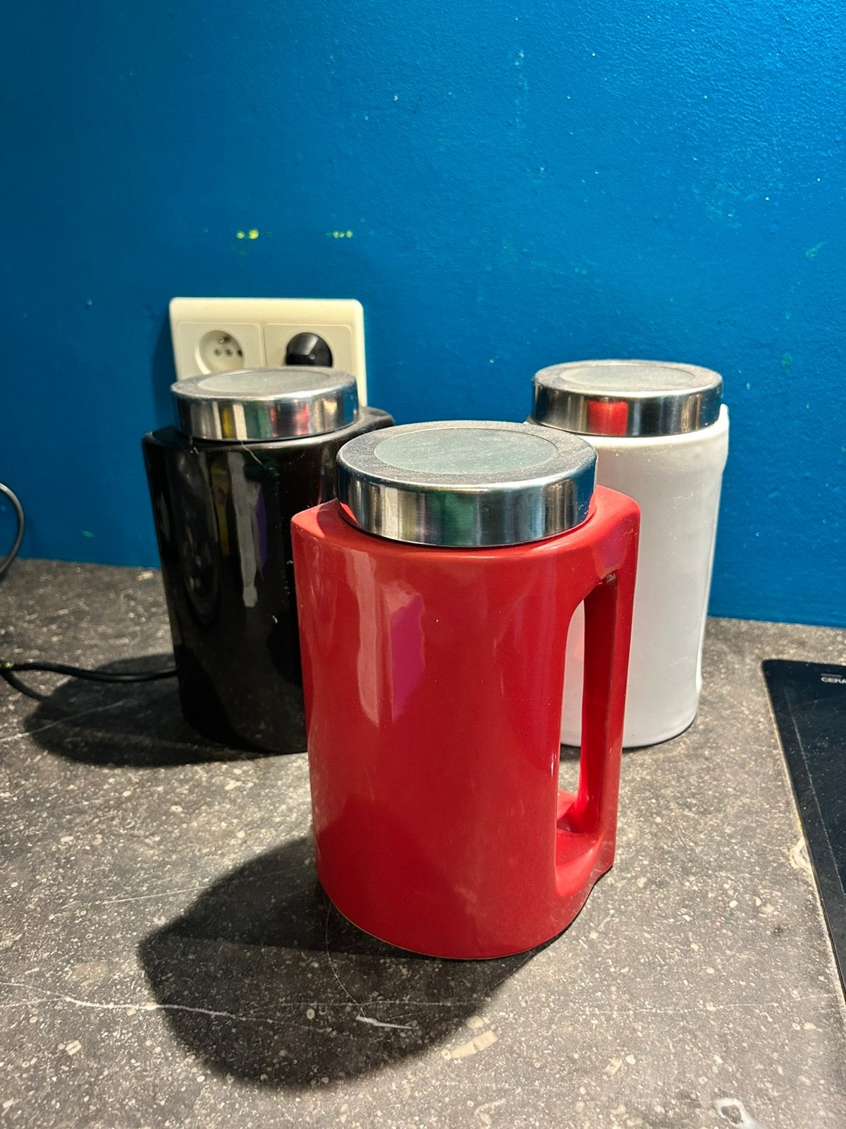 3 pots piue farine, surcre ou autre, Maison & Meubles, Enlèvement, Utilisé