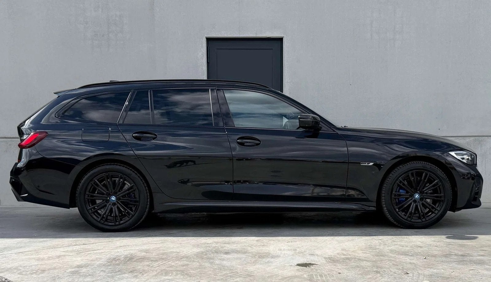 BMW 3 Serie 330 PHEV*M-Pack*Pano*Camera 360*Trekhaak*Live, Cuir, 215 kW, Achat, Euro 6