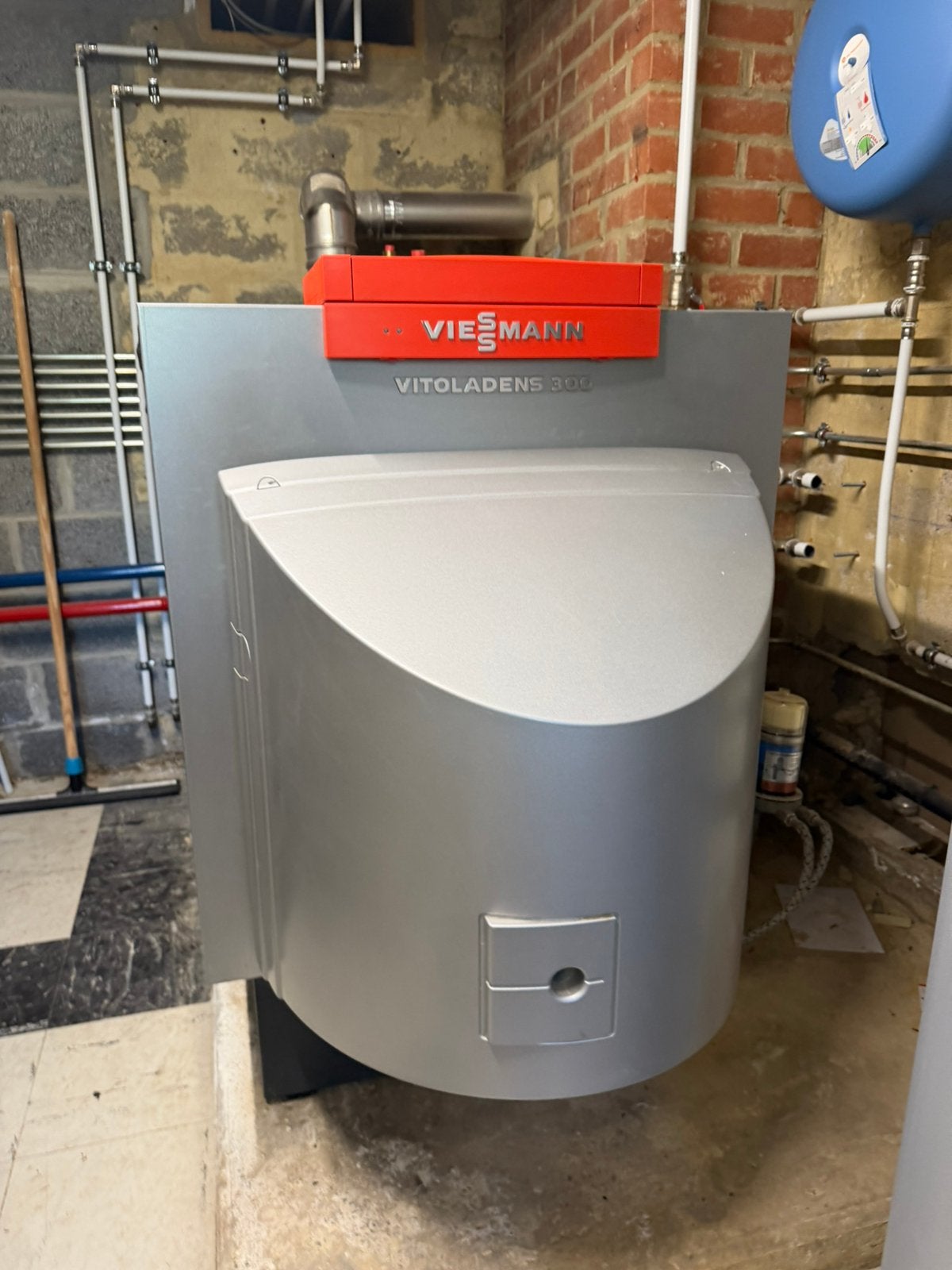 Chaudière Viessmann à condensation, Enlèvement, Utilisé, Chaudière CC ou Chaudière combinée, Haut rendement (HR)