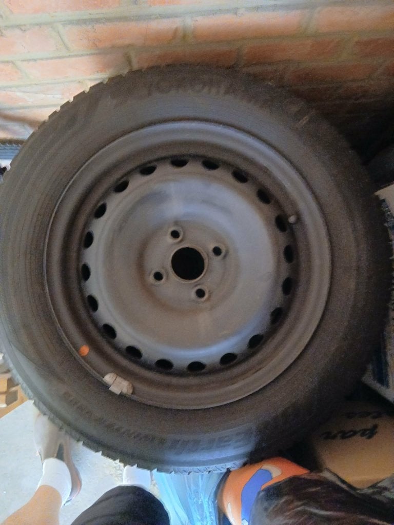 Jantes en tôle + Pneus hiver KIA RIO, 15 pouces, Pneus hiver, Véhicule de tourisme, 185 mm