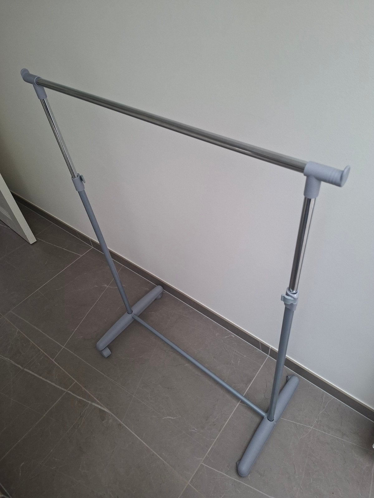 kledingrek op wielen, Kleding | Dames, Ophalen of Verzenden