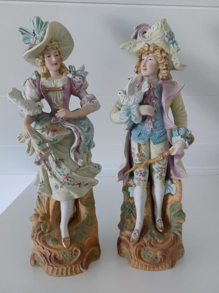 Koppel biscuit porselein, Enlèvement
