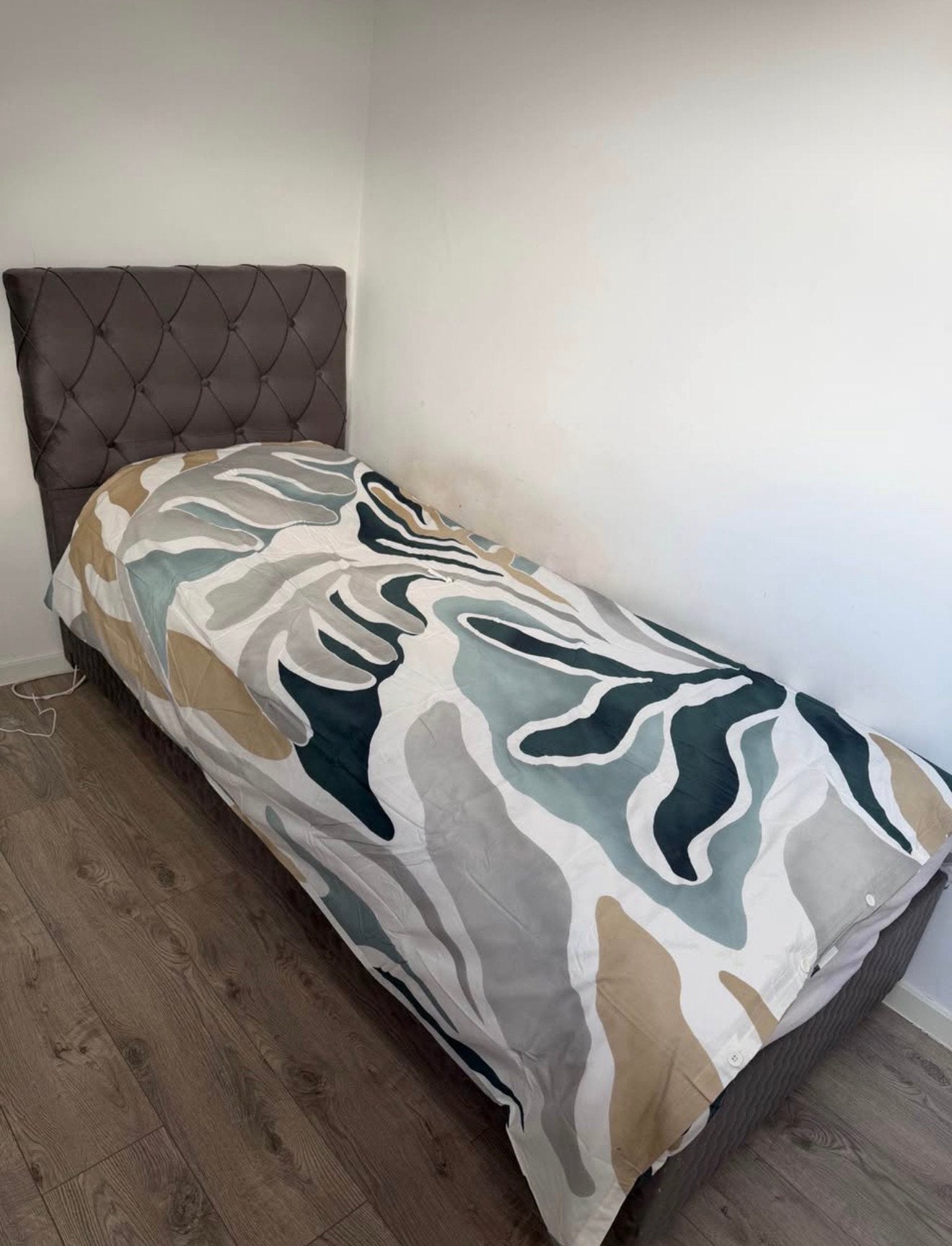 Lit coffre gris 90x200cm matelas inclus, Ophalen, 90 cm, Eenpersoons, Lit boxspring