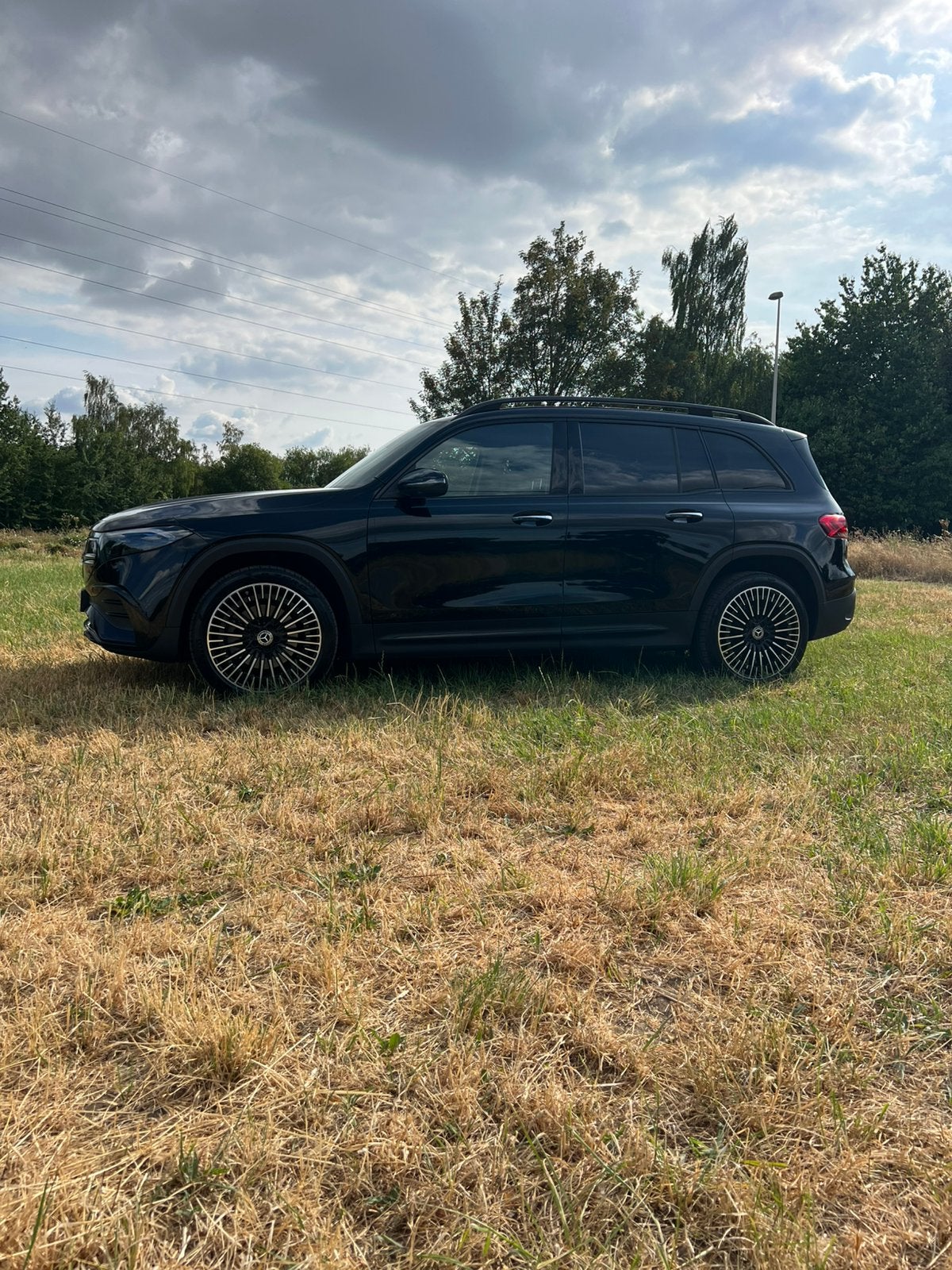 Prachtige mercedes EQB250 AMG line tekoop, Autos, Mercedes-Benz, Cuir et Alcantara, EQB, Noir, Automatique