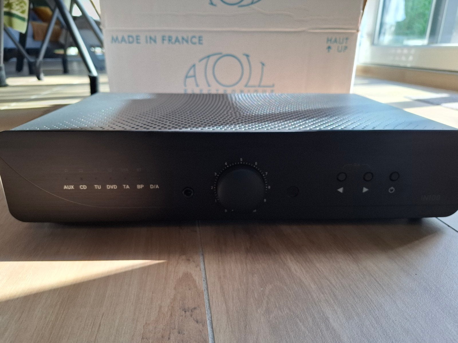 Amplificateur Atoll in100 signature fabriqué en France, TV, Hi-fi & Vidéo, Amplificateurs & Ampli-syntoniseurs, Autres marques
