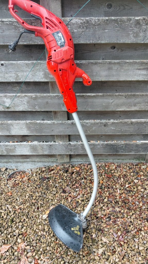 grastrimmer, Ophalen, Gebruikt, Black+Decker, 10 tot 30 cm