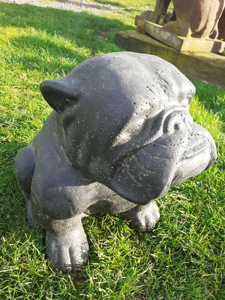 ENGELSE BULLDOG IN GEPATINEERDE STEEN (hoogte 40 CM)., Ophalen, Nieuw, Overige materialen, Dierenbeeld