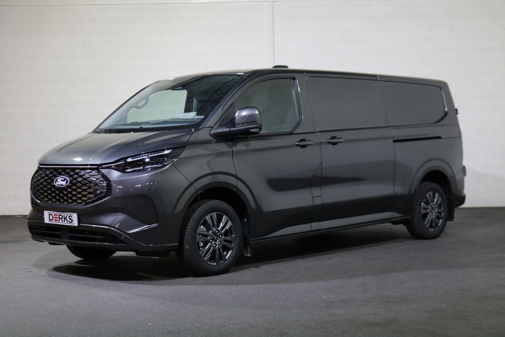 Ford E-Transit Custom 340 L2 H1 Limited 71kWh 2x schuifdeur, Auto's, Bestelwagens en Lichte vracht, Automaat, Parkeersensor, Elektrisch