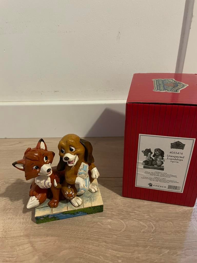 Jim Shore - Disney Traditions Fox and Hound Frank en frey., Collections, Disney, Comme neuf, Enlèvement ou Envoi