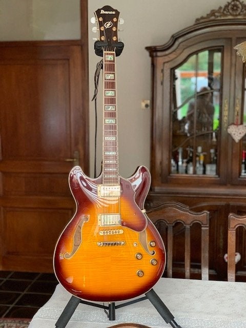 Gitaar Ibanez AS103vb, Enlèvement, Comme neuf, Semi-solid body, Ibanez