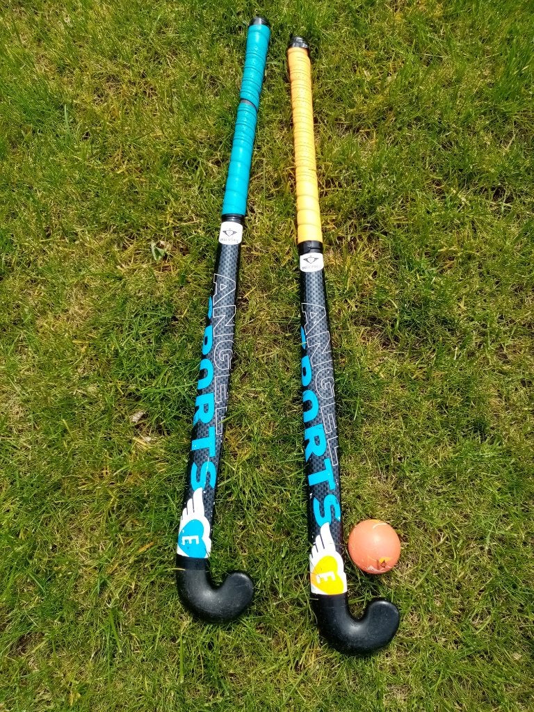 Bâtons et balle de hockey, Sports & Fitness, Hockey, Enlèvement, Utilisé, Stick
