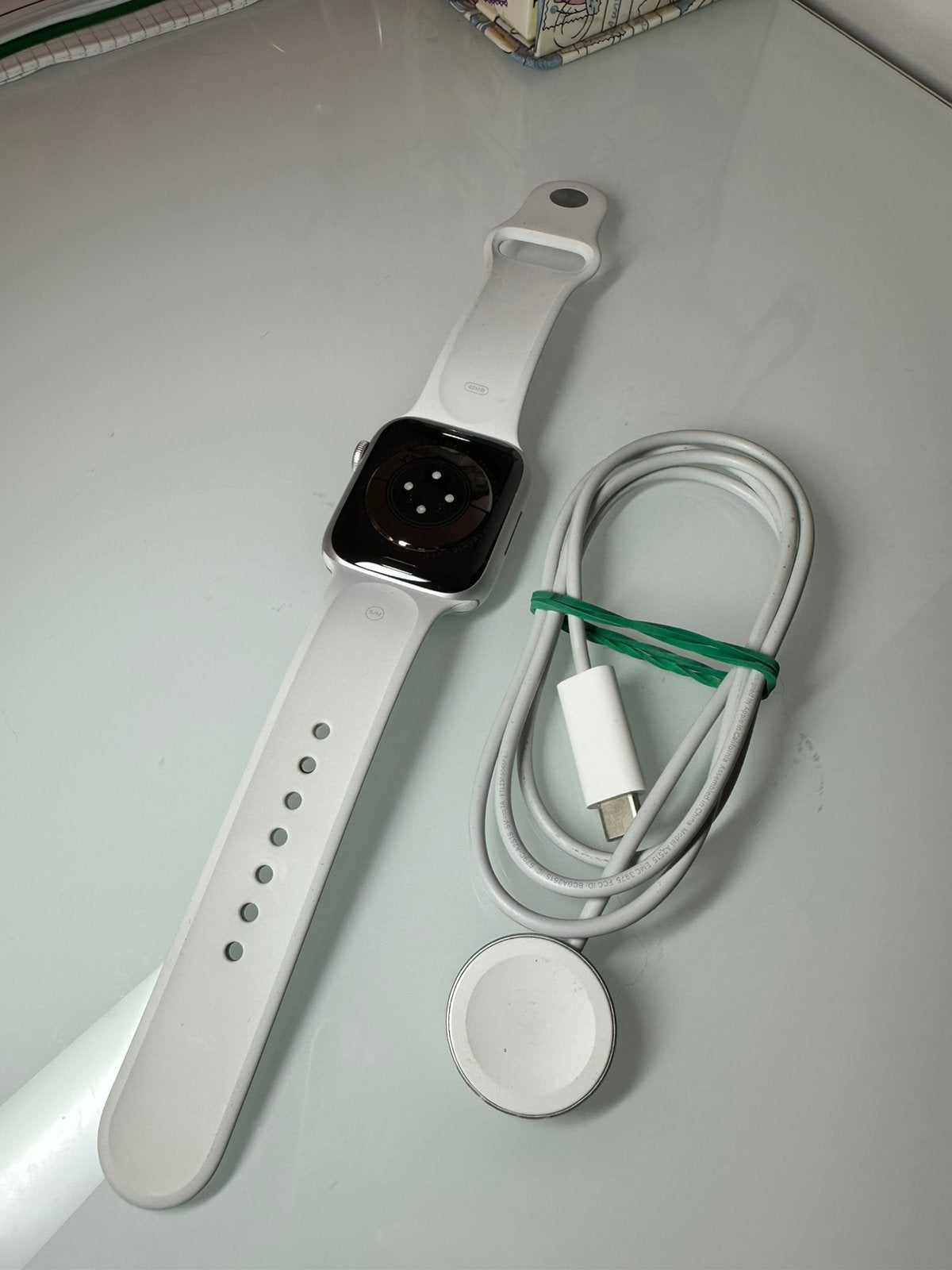 Apple Watch serie 8 (45), Handtassen en Accessoires, Smartwatches, Ophalen of Verzenden, Zo goed als nieuw