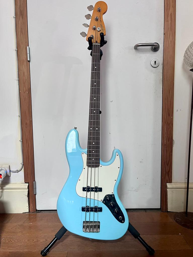 Squier Classic Vibe Jazz Bass 60s, Muziek en Instrumenten, Ophalen, Gebruikt