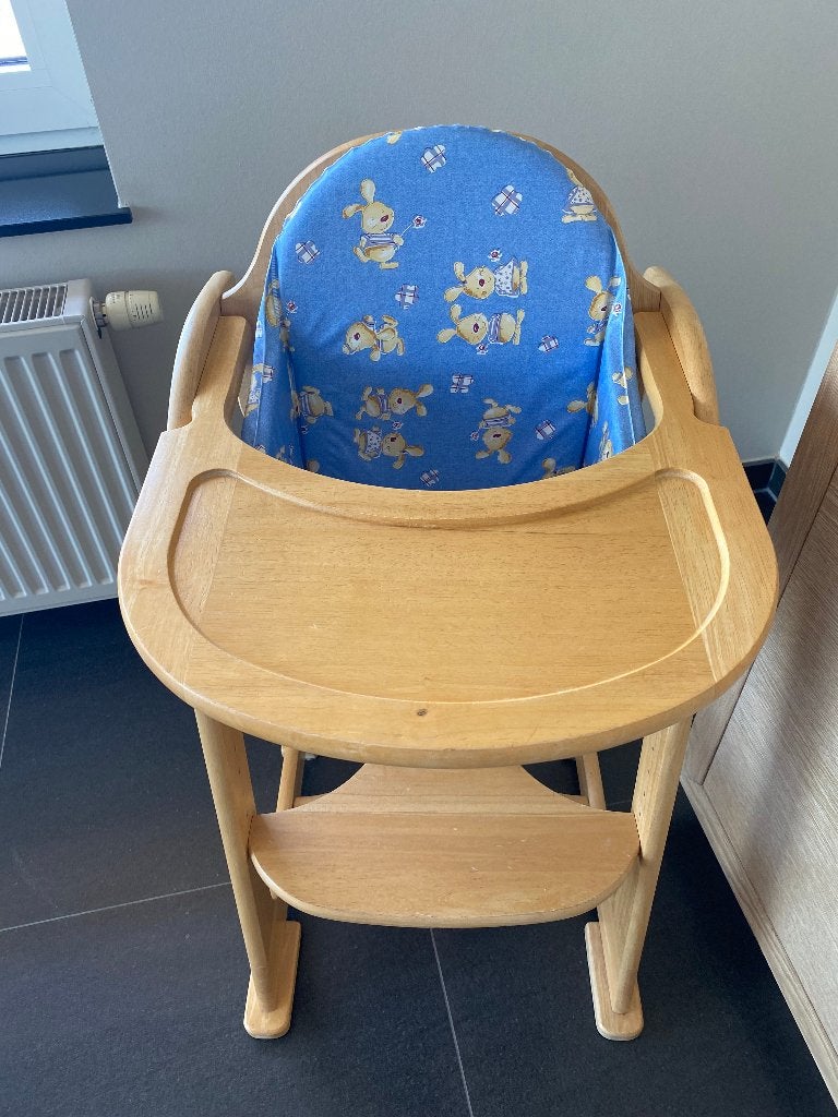 KINDERSTOEL. LATER OOK ALS TRIPTRAP TE GEBRUIKEN, Ophalen, Zo goed als nieuw, Meegroeistoel, Gordel(s)