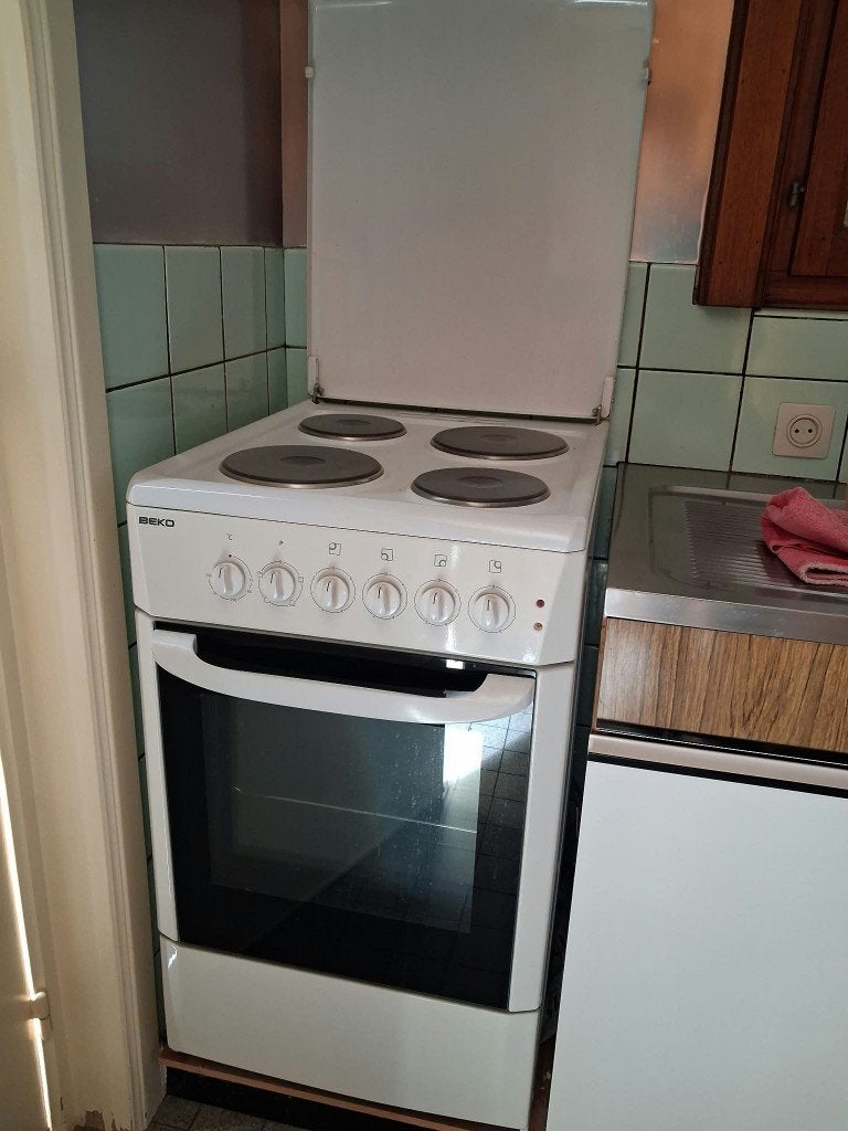 Fornuis + oven (elektrisch) - goeie staat!, Ophalen, Gebruikt, 4 kookzones, Vrijstaand