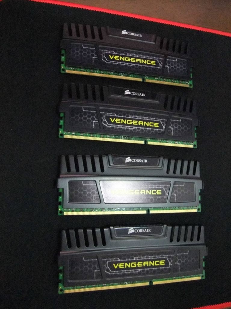 DDR3 32 GB (4x8GB) Corsair, Computers en Software, RAM geheugen, 32 GB, DDR3, Ophalen of Verzenden, Zo goed als nieuw