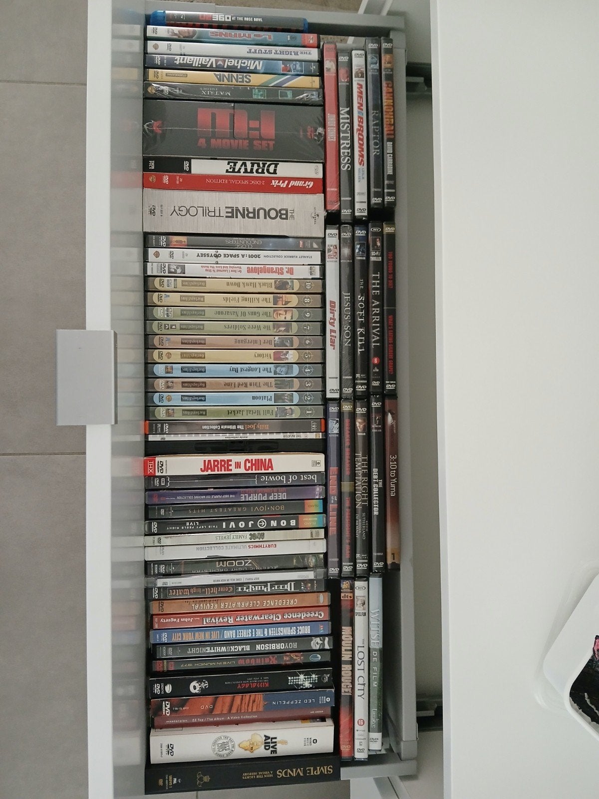lot nieuwe DVDs, Ophalen