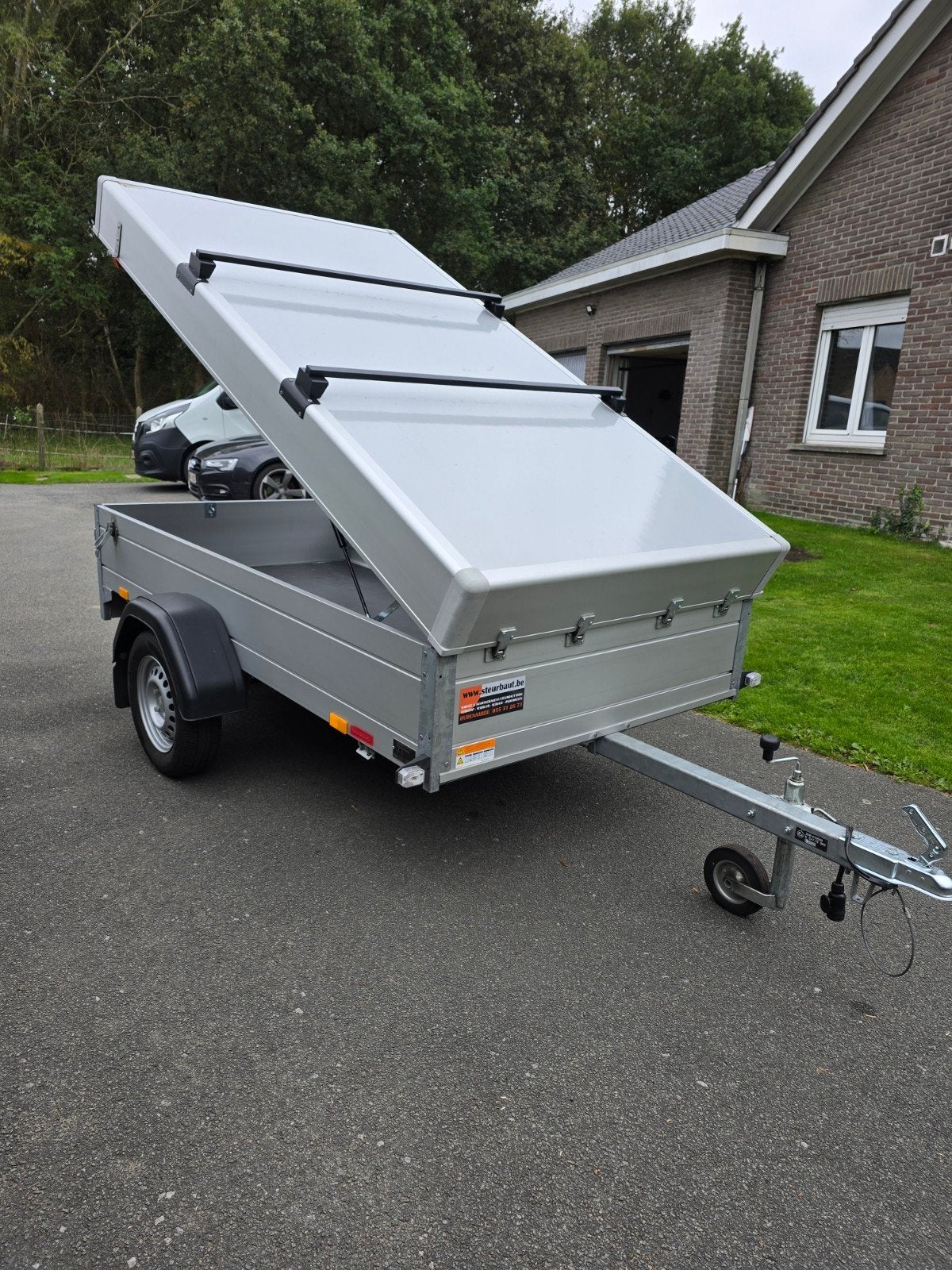 Bagage aanhangwagen Saris, Ophalen, Zo goed als nieuw