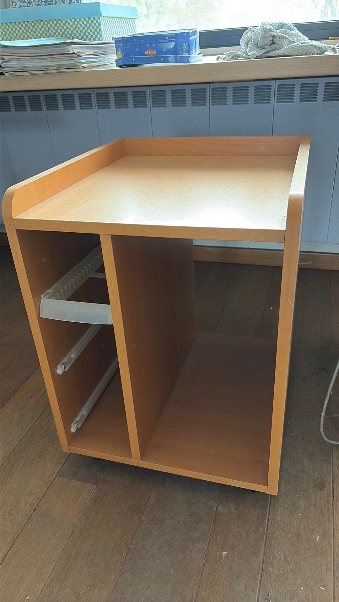 Armoire informatique sur roulettes, Moins de 70 cm, Moins de 70 cm, Comme neuf, Enlèvement