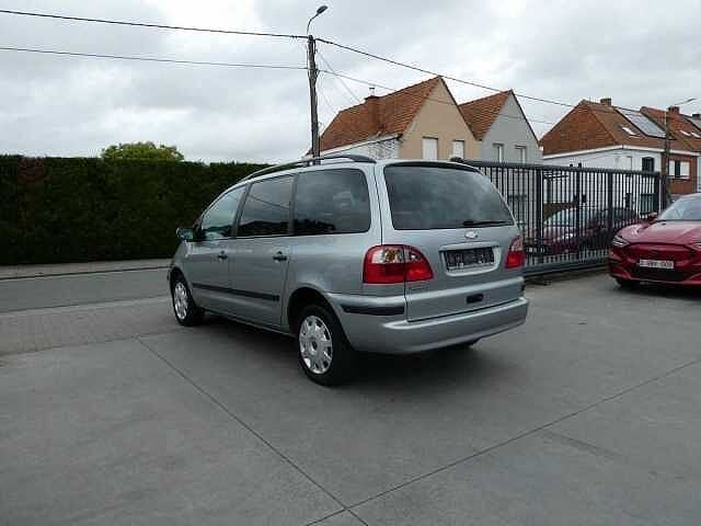 Ford Galaxy 2.0 i 115pk Business 7 plaatsen '05 187000km, Auto's, 1998 cc, Monovolume, Bedrijf, https://public.car-pass.be/vhr/28562fff-6992-4519-aea3-ece0ad4650a6